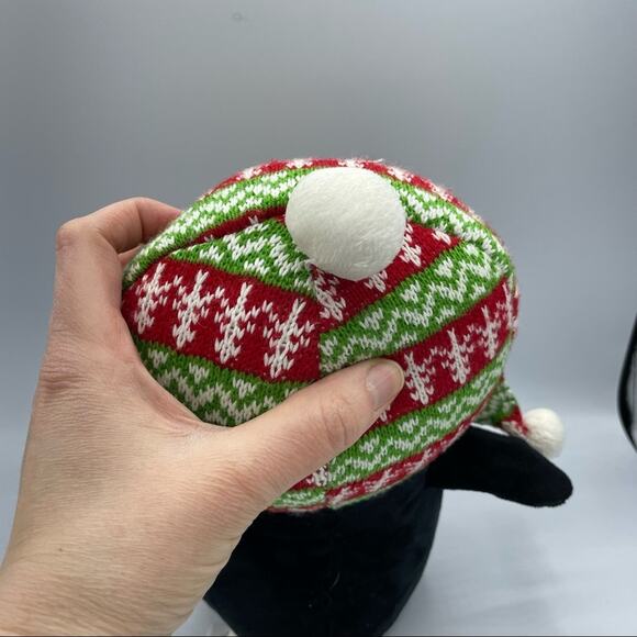 TY Bennie Stuffy Penguin Wearing Winter Cap - Picture 3 of 7